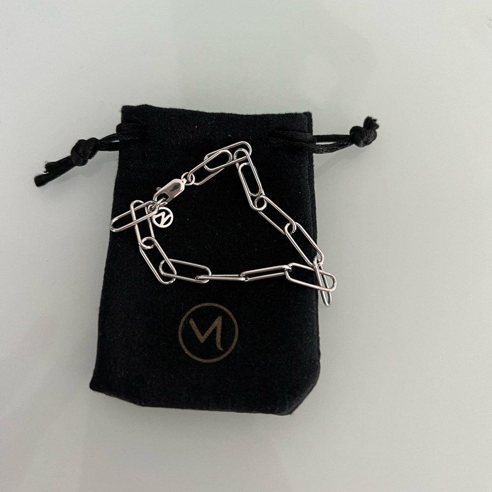 Mejuri Bracelet